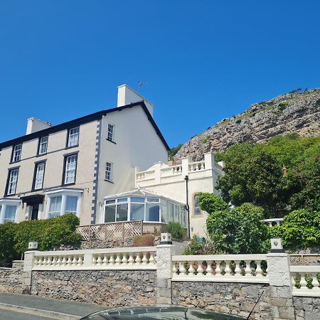 The Chelsea Bed & Breakfast Llandudno Exterior photo