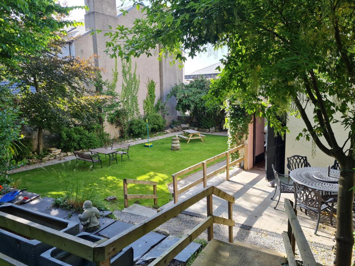 The Chelsea Bed & Breakfast Llandudno Exterior photo