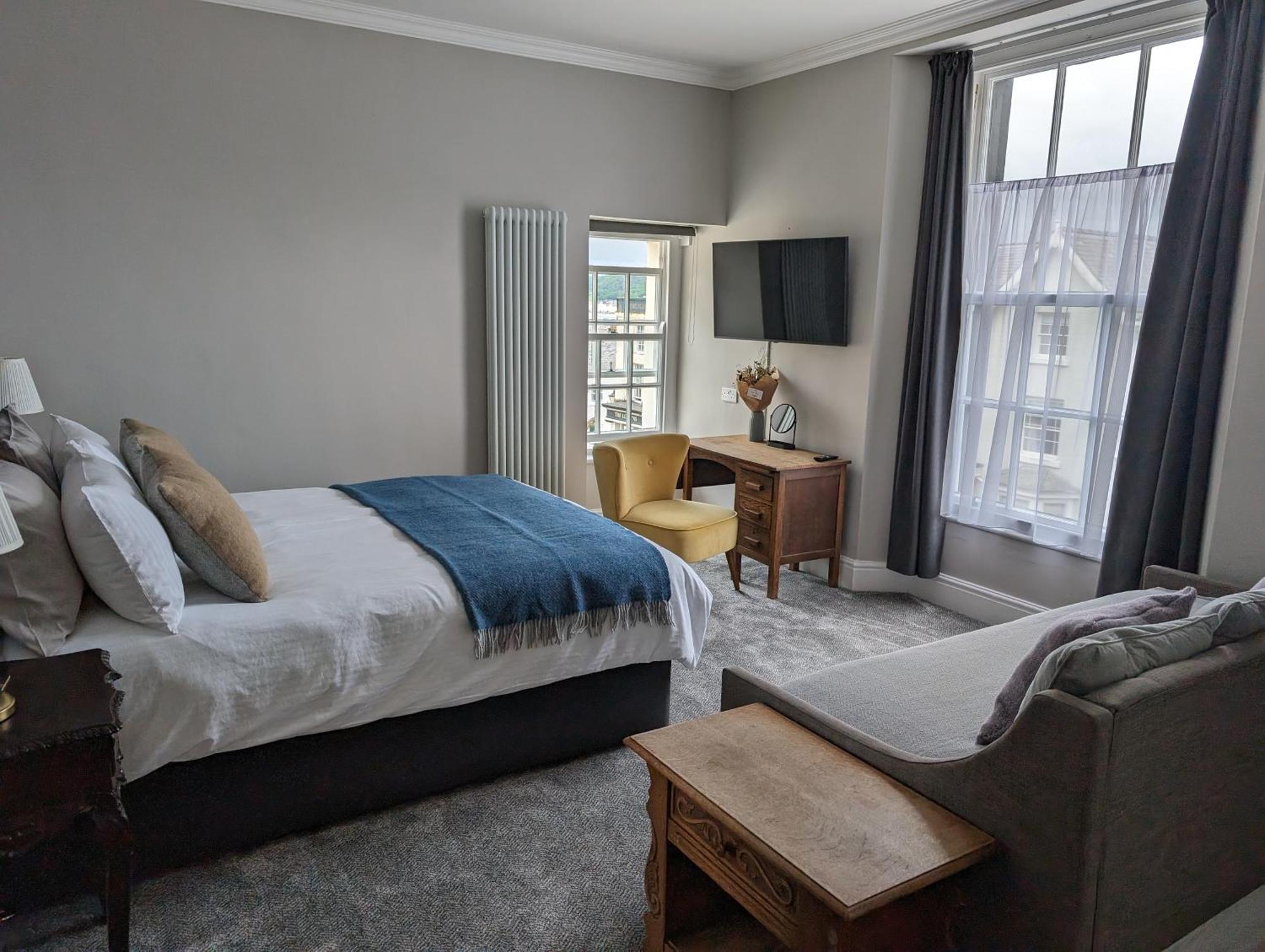 The Chelsea Bed & Breakfast Llandudno Exterior photo