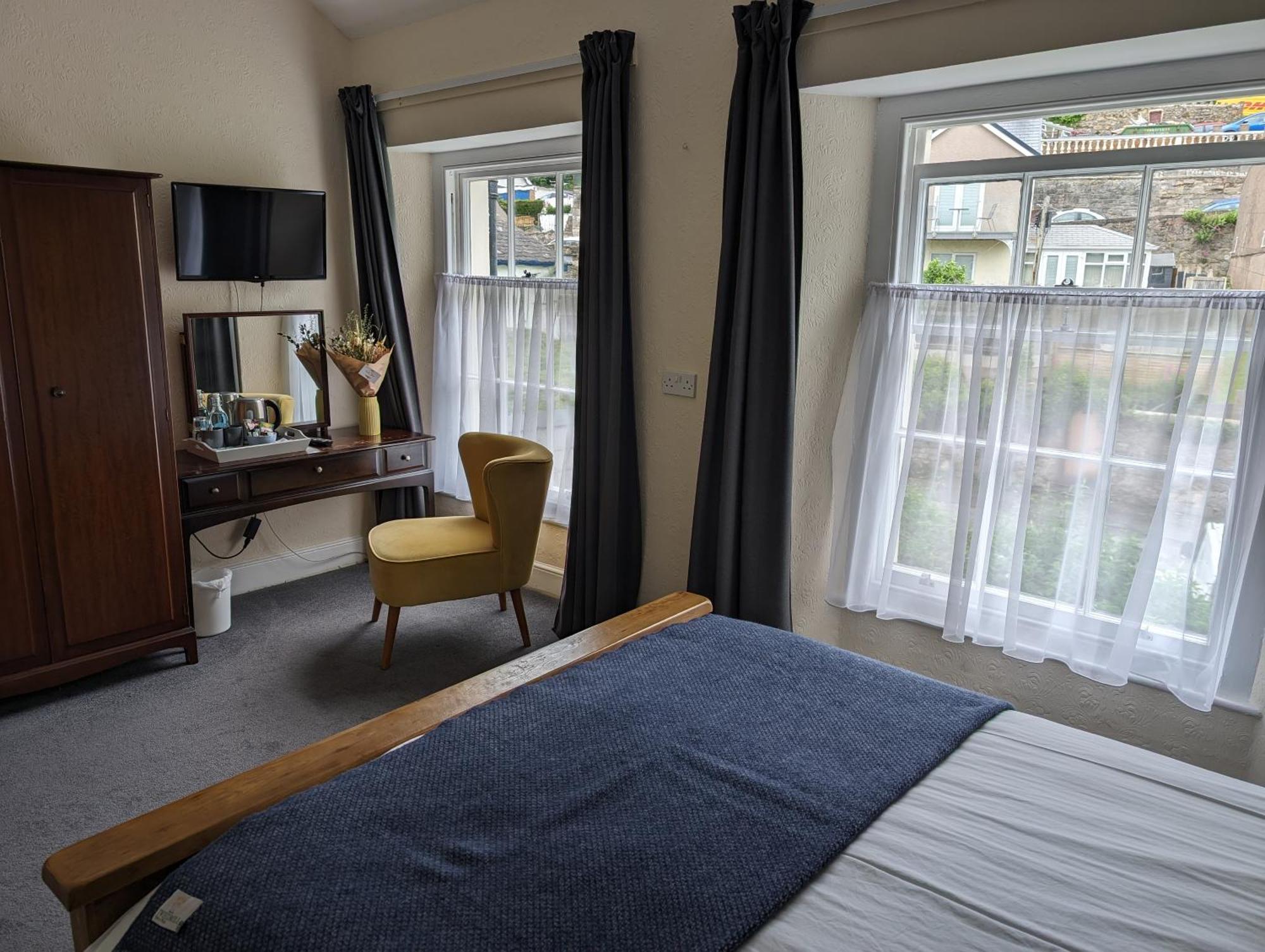 The Chelsea Bed & Breakfast Llandudno Exterior photo