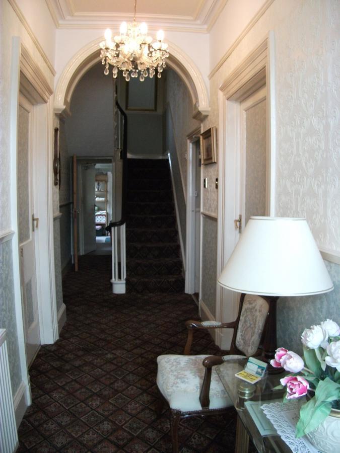 The Chelsea Bed & Breakfast Llandudno Exterior photo